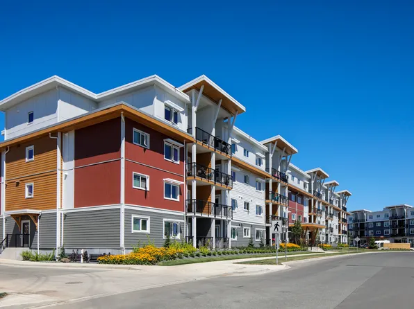 2200 Murrelet Dr, Comox, BC V9M 3P3