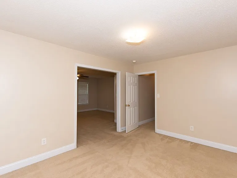 214 Lee Rogers Rd — Photo 25