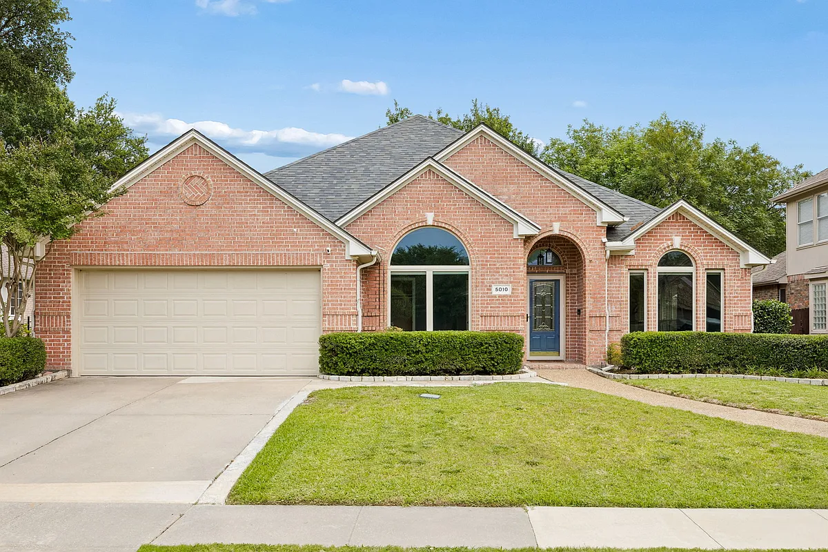 Building Photo - 5010 Plantation Ln