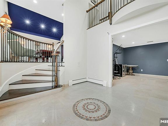 3rd image of 38 Geraldine Rd