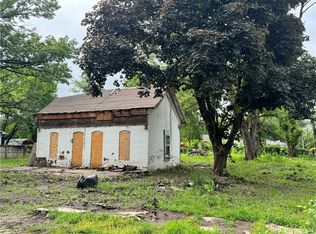 35 W 3rd St, Adrian, MO 64720