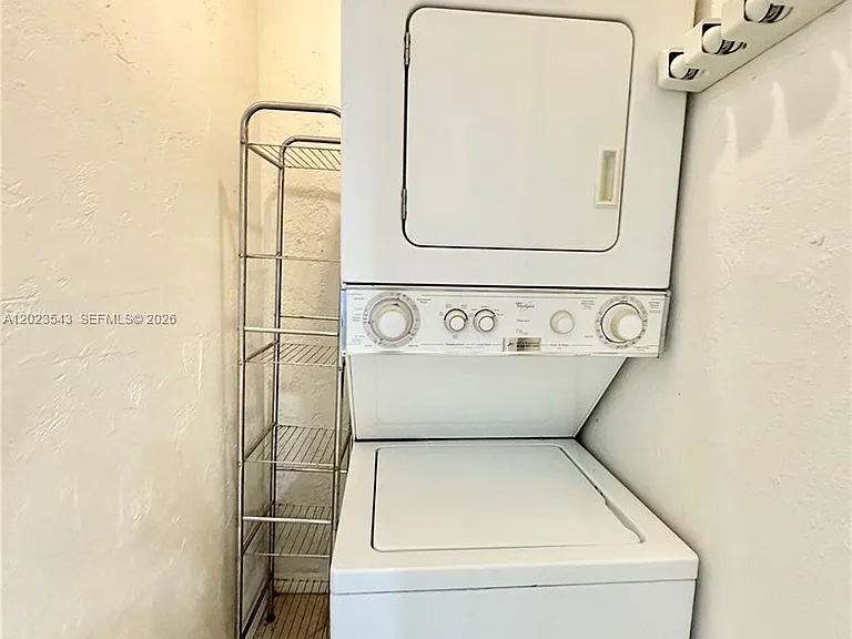 8650 SW 67th Ave #1032 — Photo 12