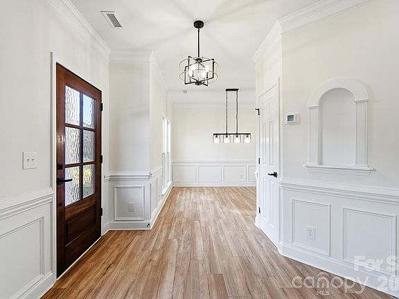 5th image of 519 Whitehead Ct