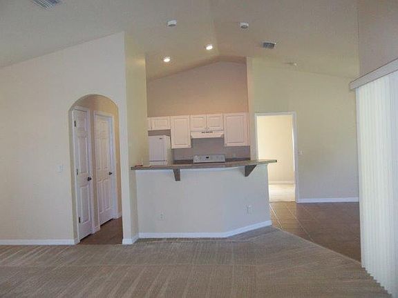 2nd image of 1139 New London St