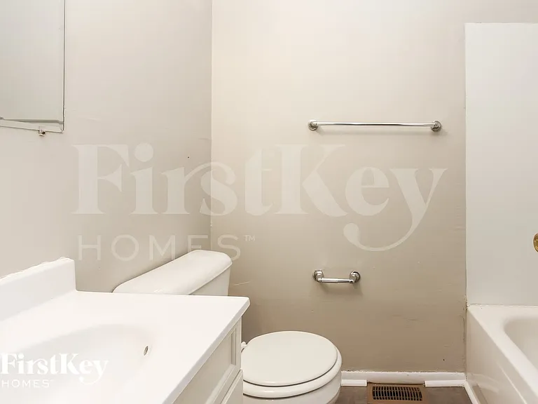 5102 Bertha St — Photo 14