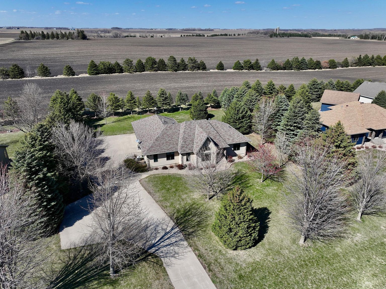 Valhalla Rochester Mn 58 Valhalla Rd, Slayton, MN 56172 | Zillow