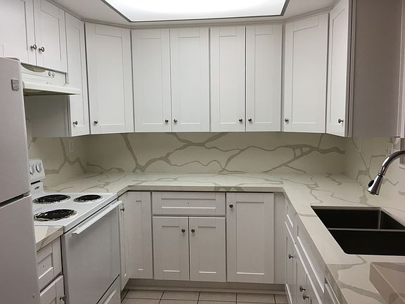2nd image of 110 N 2nd Ave Unit 42