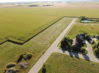 L61 Fairview Dr, Walworth, WI 53184