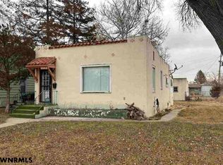 1114 Q St, Bridgeport, NE 69336