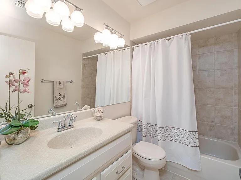 135 Old Meadow Way — Photo 17