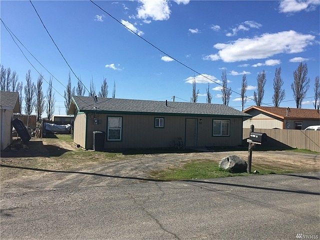 1st image of 652 S Eagle Ct