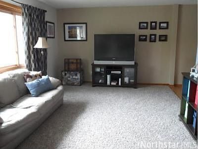 5th image of 1755 Farrington St