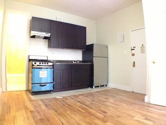 2nd image of 1468 Pitkin Ave