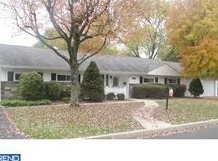 1002 Rozel Ave, Southampton, PA 18966