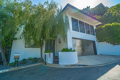 8641 Metz Pl Photo 1