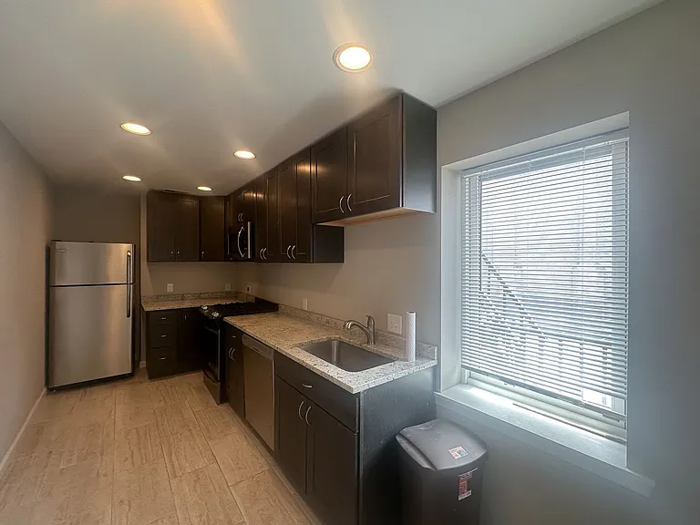 For Rent: Urban Luxury at 914 N. Charles St Your City Lifestyle Awaits! — Photo 30