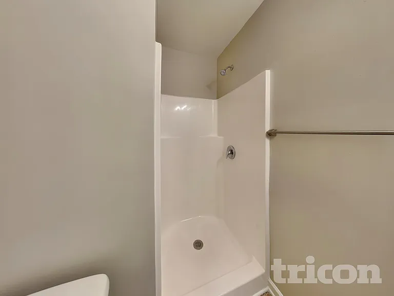 12437 Stumptown Rd — Photo 14