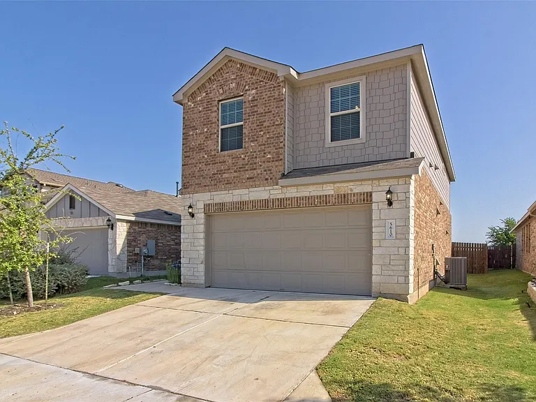 5610 Wolf Pack Dr — Photo 3