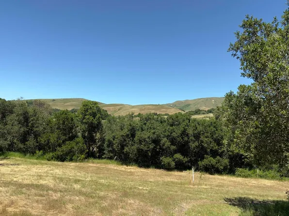 3 Ohlone Trce, Carmel, CA 93923