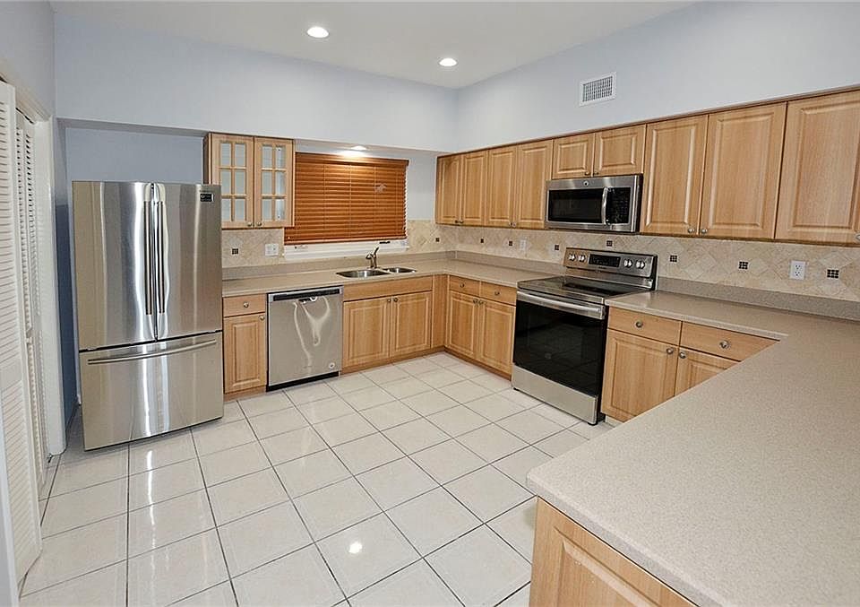 1st image of 5045 Harmony Cir Unit 17