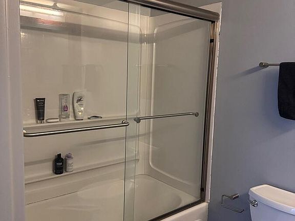 5th image of 21 E 5th Ave Unit 204