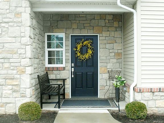 2nd image of 5653 Ferncrest Ct Unit A