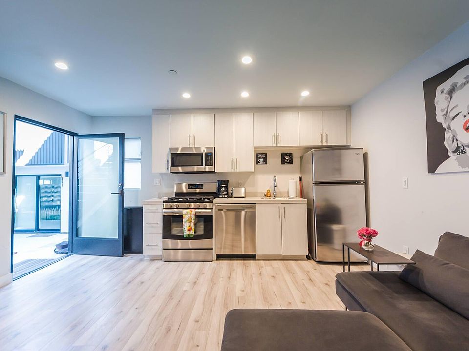 2nd image of 479 Washington Blvd #103