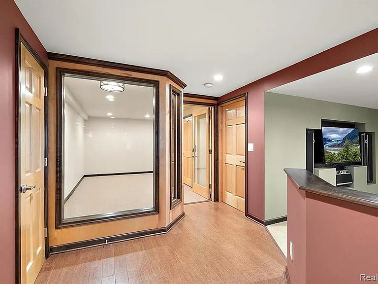 43054 Oxford Ct — Photo 10