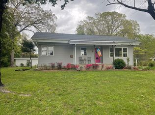 5193 N Delsea Dr, Newfield, NJ 08344