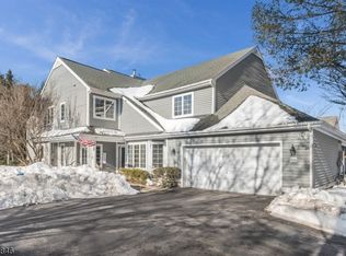 118 Ridge Dr, Montville, NJ 07045