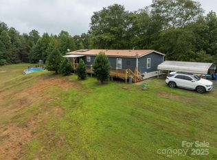 1614 Old North Rd, Lenoir, NC 28645