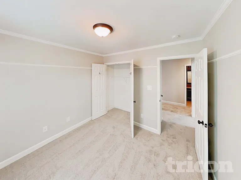 449 College Blvd — Photo 14