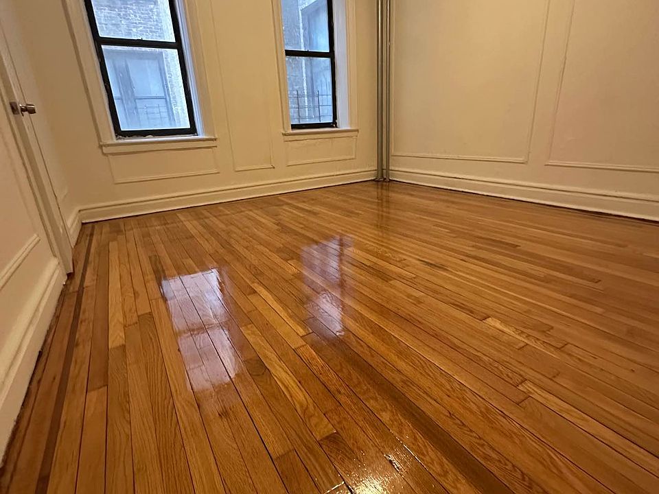 2nd image of 1064 Ward Ave APT 5B