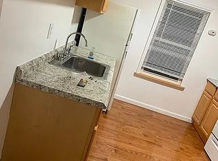43 Center St APT 2, Ellenville, NY 12428