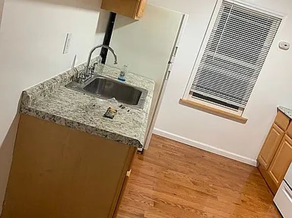 43 Center St APT 2