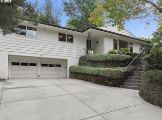 1930 SW Parkwood Dr, Portland, OR 97225