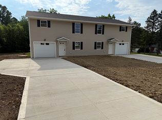 3903 Genevieve Blvd, Stow, OH 44224