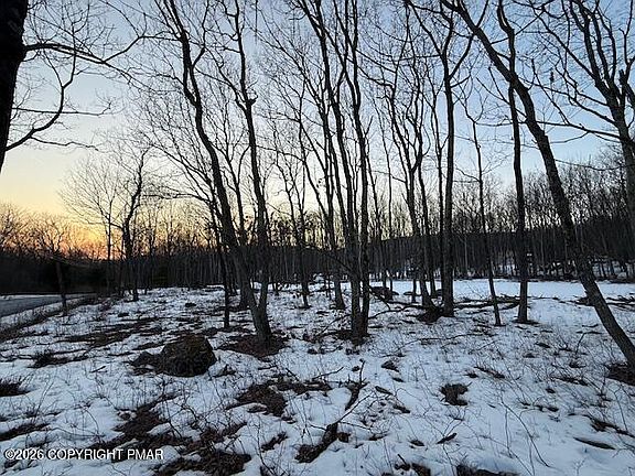 5th image of 311 Rinker Rd