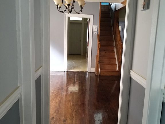 5th image of 5634 S Christiana Ave