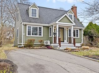 77 Cushing Rd, Cohasset, MA 02025