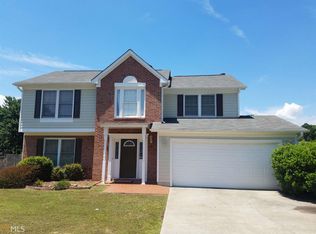 2050 Wedgewood Dr, Stone Mountain, GA 30088