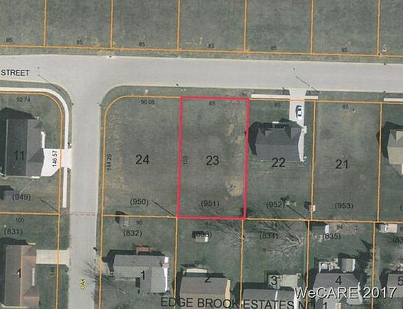 1st image of 329 W 4th St