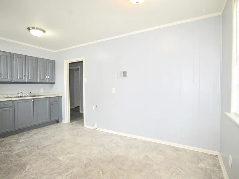 4346 Falcon Dr — Photo 3