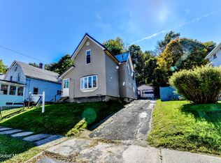 79 3rd St, Gloversville, NY 12078
