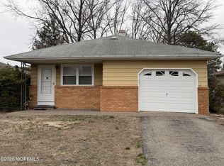 90 Barbados Dr S, Toms River, NJ