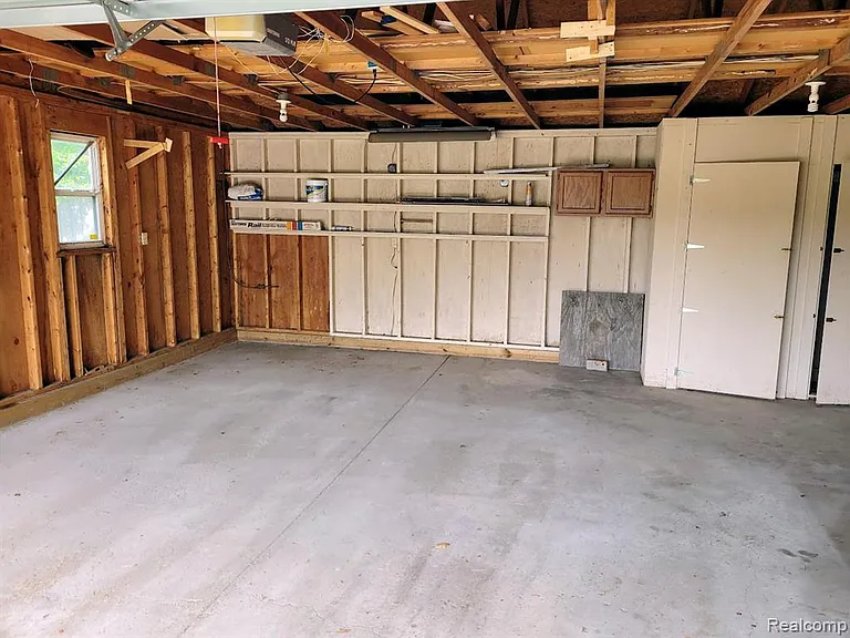 2316 Crescent Lake Rd — Photo 16