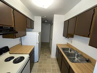 1125 N Jackson St — Photo 11