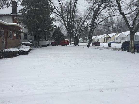 3rd image of 19903 Forrer St