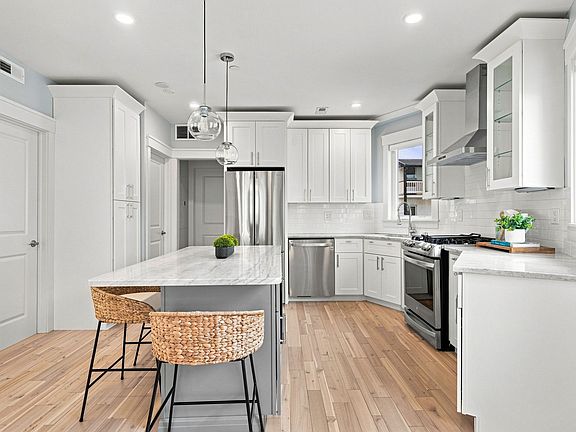 5th image of 42 Prichard Ave #1