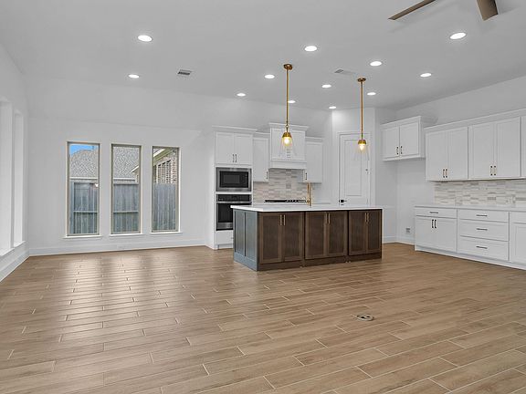 4th image of 9514 Turnstone Dr